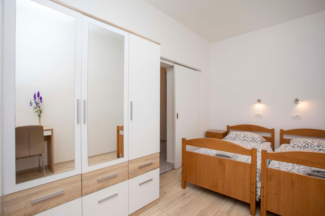 Apartmani Marica Plomin Eksteriør bilde