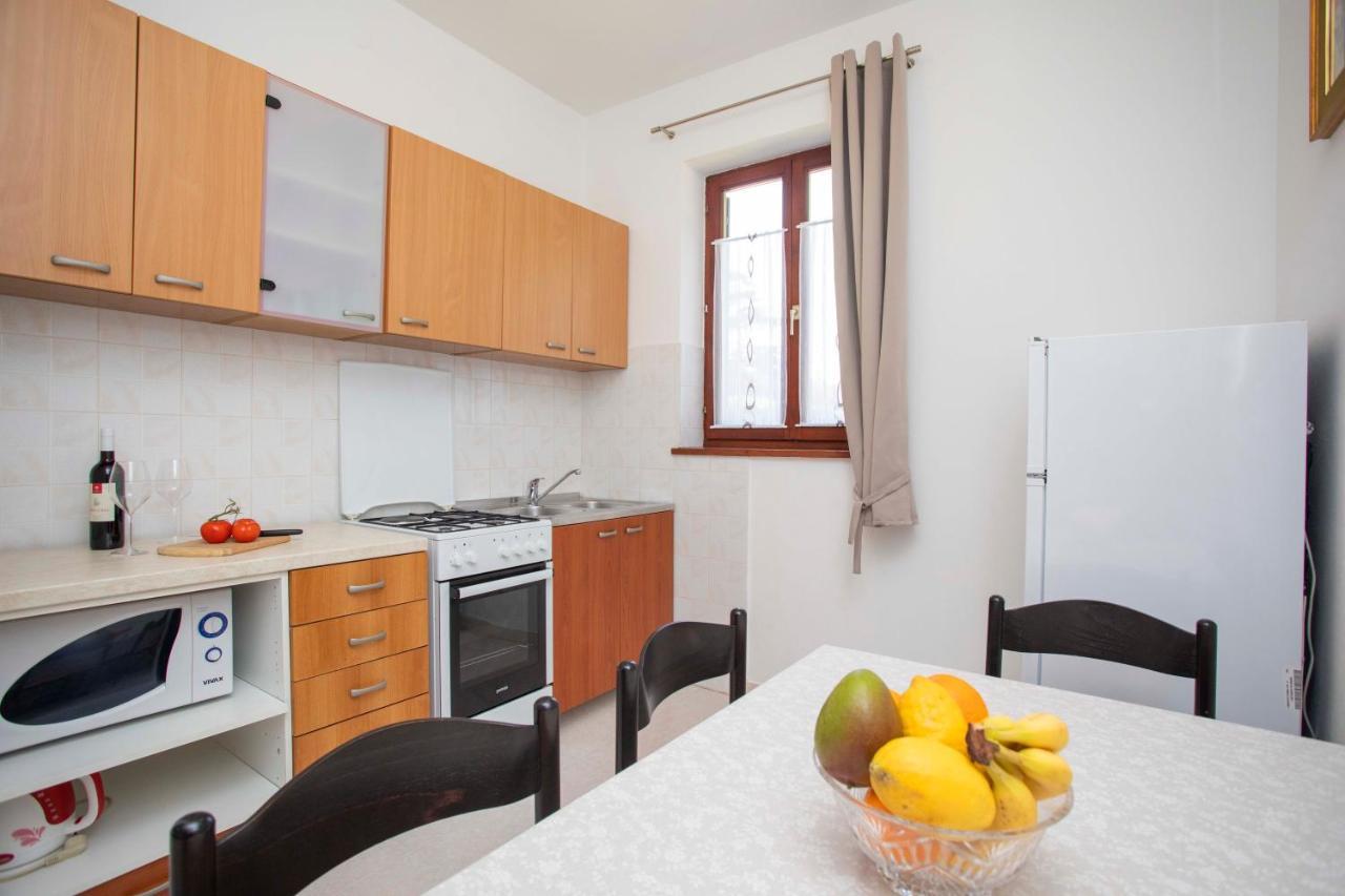 Apartmani Marica Plomin Eksteriør bilde